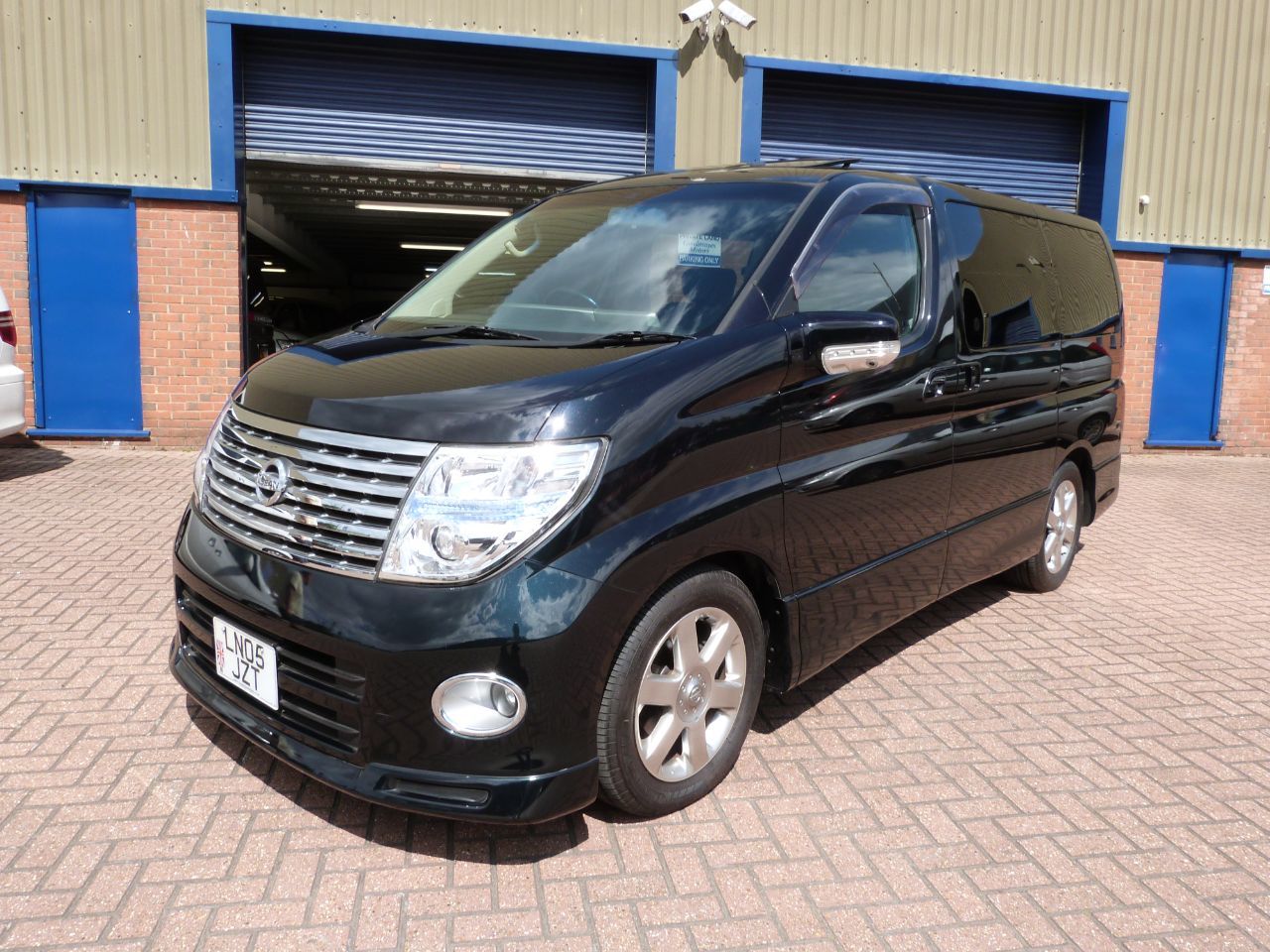 2005 Nissan Elgrand