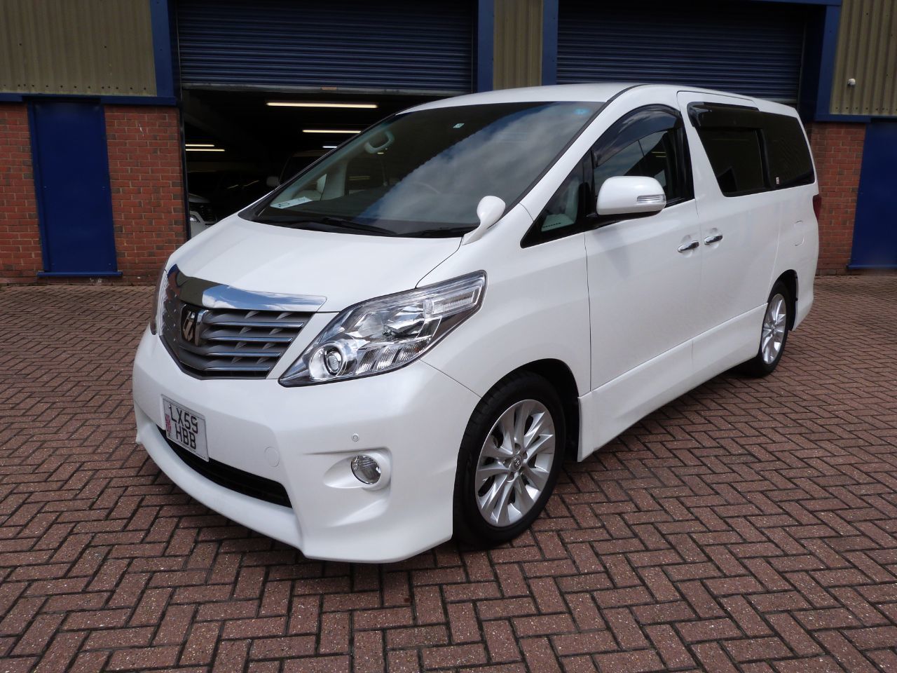 2009 Toyota Alphard