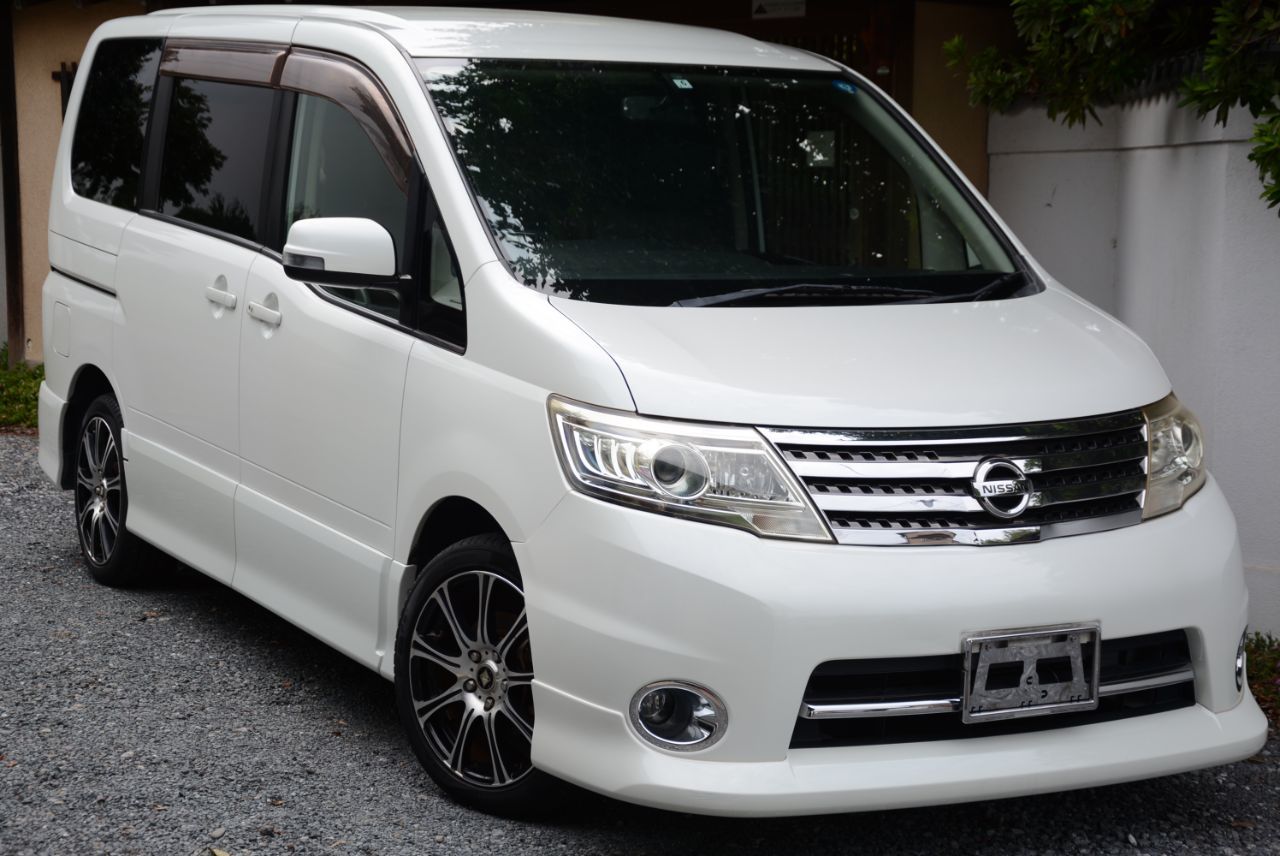 2010 Nissan Serena