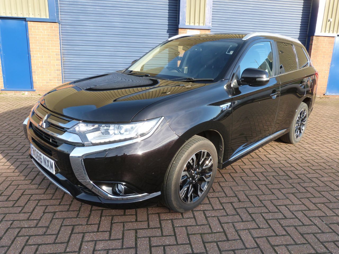 2017 Mitsubishi Outlander PHEV