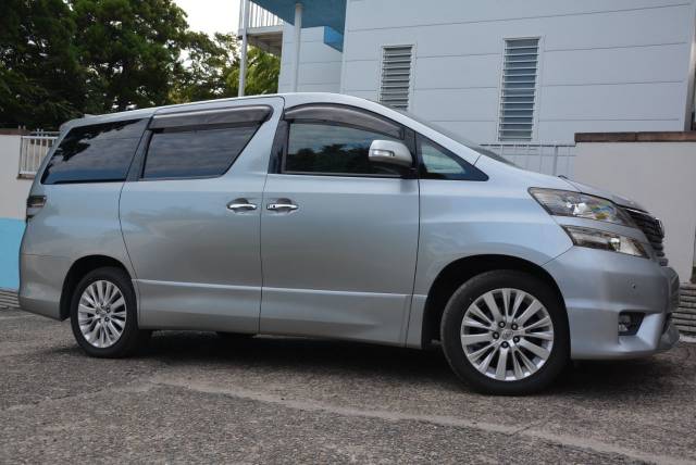 2011 Toyota Vellfire 4WD Z 3.5i Auto