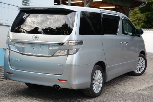 2011 Toyota Vellfire 4WD Z 3.5i Auto