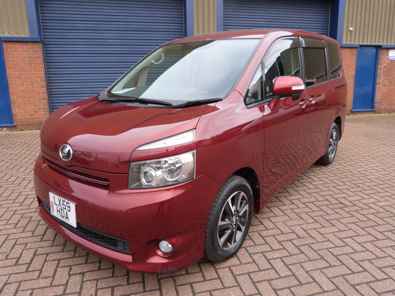 2009 Toyota Voxy